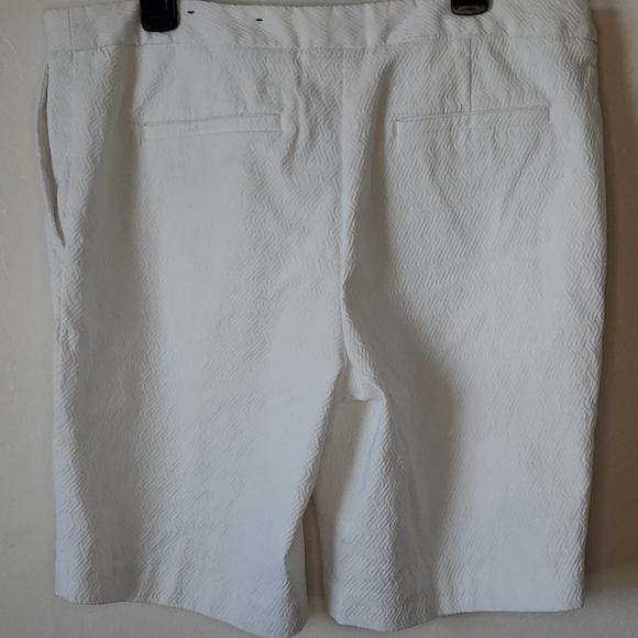 MARIO SERRANI Shorts - Picture 3 of 3